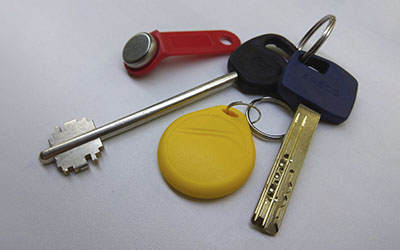 Изготовление ключей для квартиры и домофона